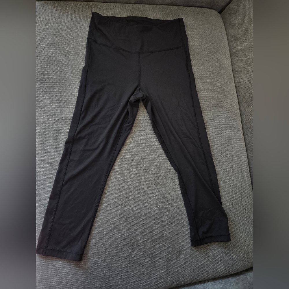 Athleta Ultimate Stash Pocket Capri